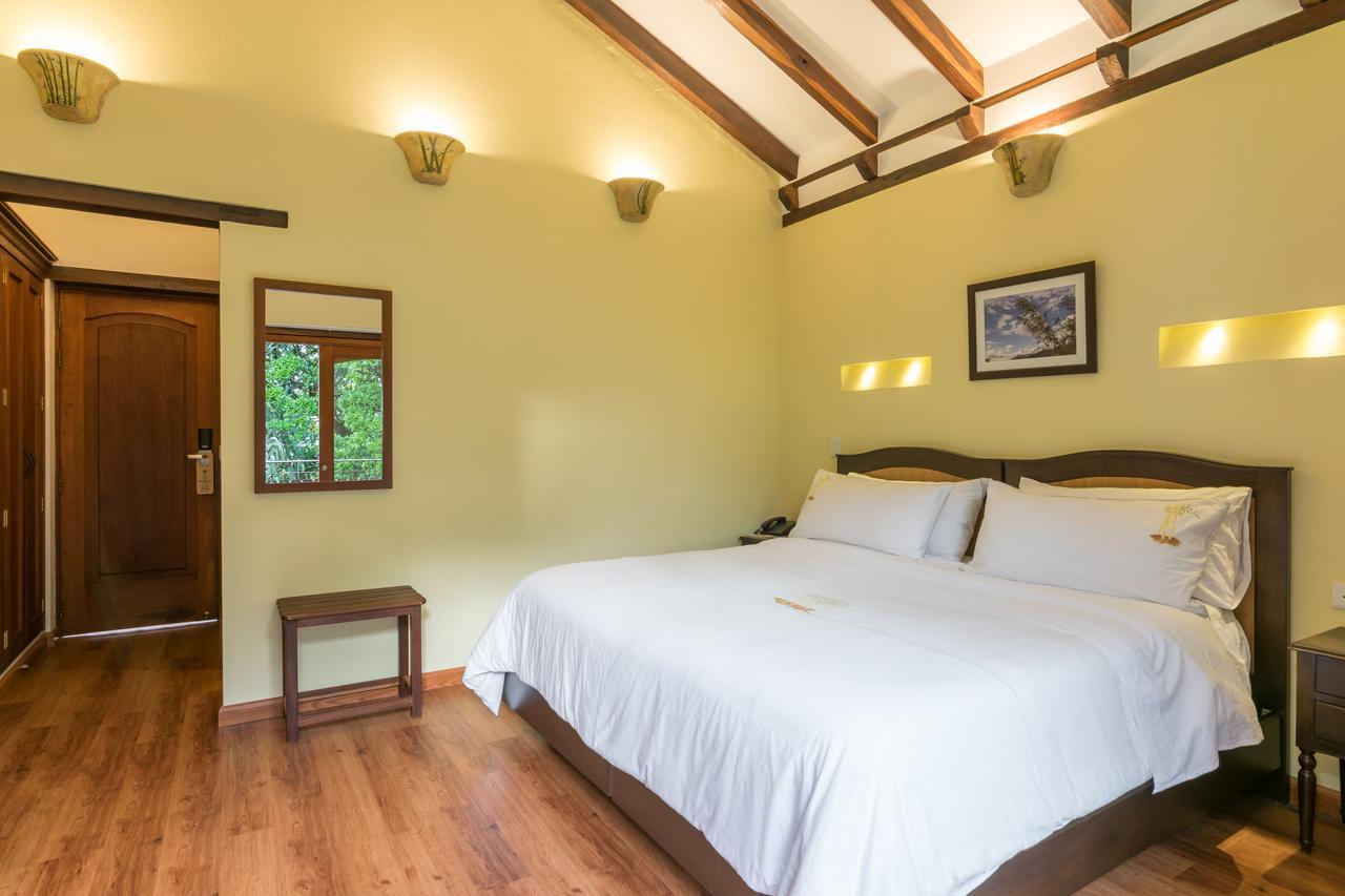 La Casa Del Arbol Hotel Boutique Вилья-де-Лейва Экстерьер фото