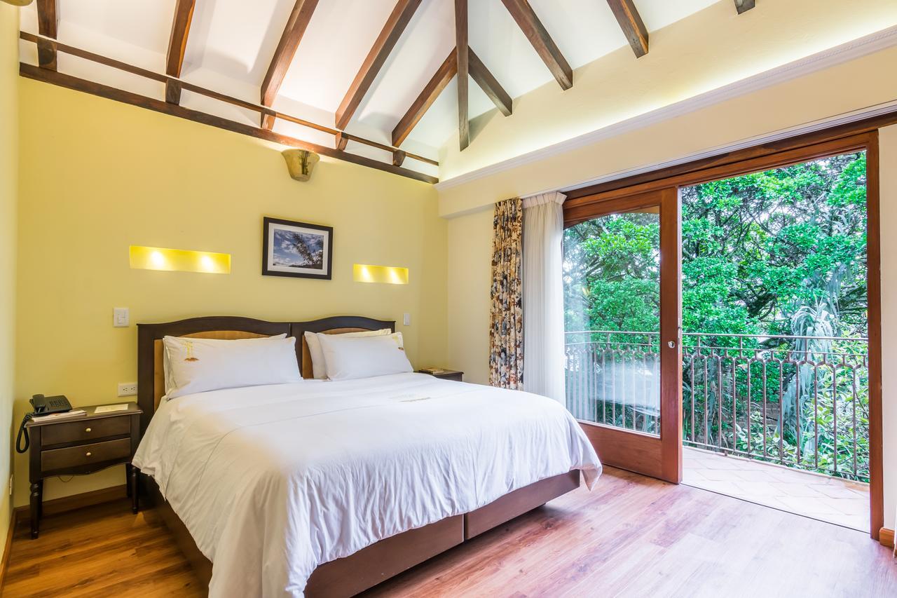 La Casa Del Arbol Hotel Boutique Вилья-де-Лейва Экстерьер фото