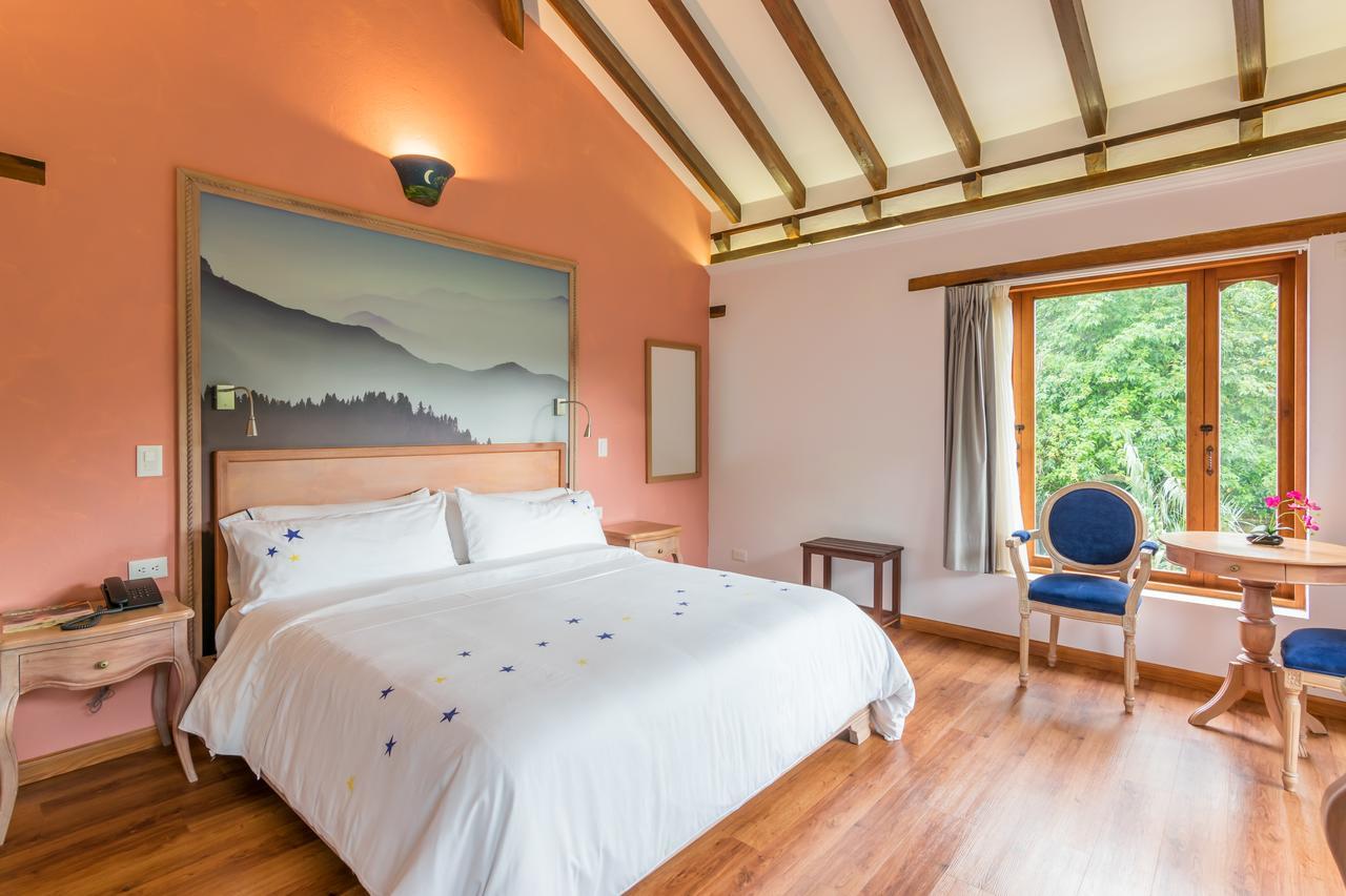 La Casa Del Arbol Hotel Boutique Вилья-де-Лейва Экстерьер фото