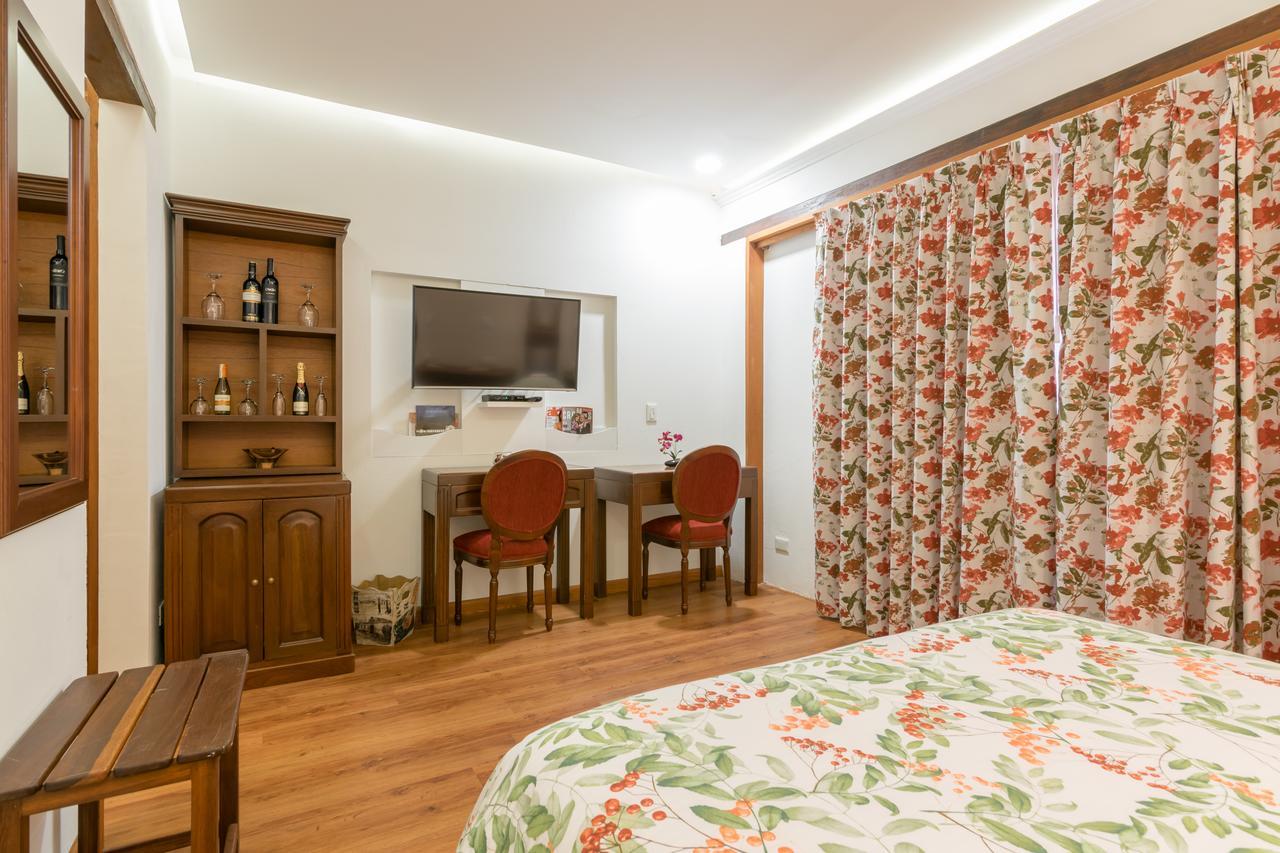 La Casa Del Arbol Hotel Boutique Вилья-де-Лейва Экстерьер фото