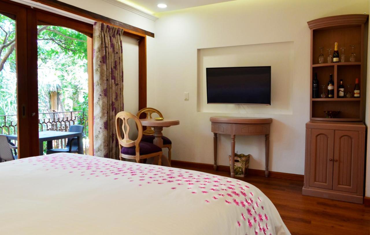 La Casa Del Arbol Hotel Boutique Вилья-де-Лейва Экстерьер фото